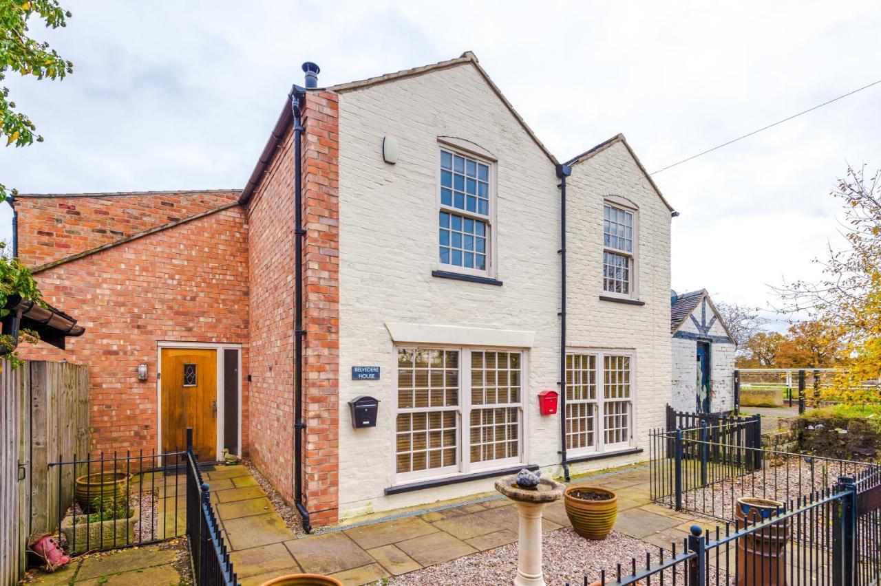 Belvedere House - Serene Countryside Escape - 4 Bedrooms Sleeps 8 Sandbach Bagian luar foto