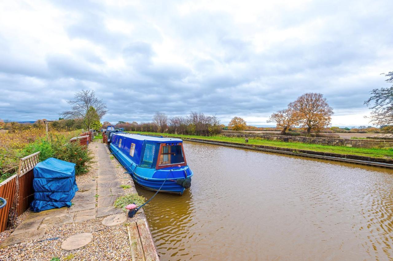 Belvedere House - Serene Countryside Escape - 4 Bedrooms Sleeps 8 Sandbach Bagian luar foto